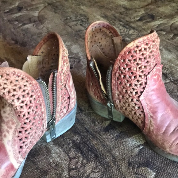 Ankle booties - Picture 3 of 4